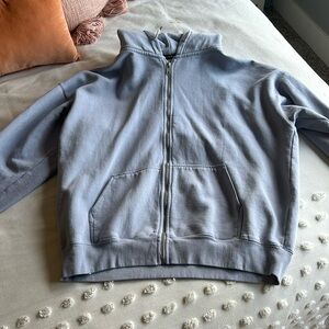 BRANDY MELVILLE OVERSIZED ZIP UP (L/XL)